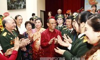 Vietnam fortalece relaciones de hermandad con Laos