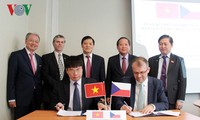 Vietnam y República Checa afianza cooperación en tecnología de información