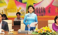Vietnam y Bangladesh comparten experiencia en educación primaria