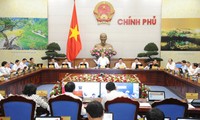 Gobierno vietnamita revisa documentos jurídicos en su reunión ordinaria 
