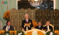 Líder político de Vietnam finaliza su visita oficial a Camboya