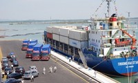 El puerto de Chu Lai, centro logístico importante en la zona central de Vietnam