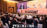 Vietnam trata la energía verde y la elevación del rendimiento en su Foro Económico 2018