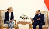 Primer ministro vietnamita recibe a ministra holandesa