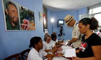 Cubanos votan a los miembros de la Asamblea Nacional 