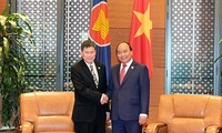 Vietnam ratifica voluntad de contribuir al desarrollo de Asean