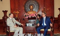 Ciudad Ho Chi Minh y San Petersburgo fortalecen la cooperación