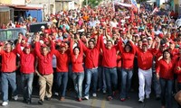 Marchas en Venezuela en apoyo y repudio a las nuevas medidas económicas del gobierno