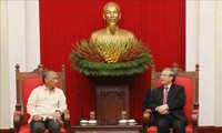 Vietnam y Filipinas desean fortalecer la confianza política y la asociación estratégica 