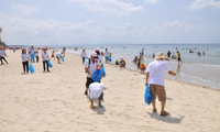 Vietnam se suma al Día Internacional de Limpieza de Playas