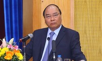 Primer ministro vietnamita asiste al Foro empresarial Asia-Europa