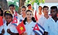 Afianzar relaciones especiales Vietnam-Cuba, tarea común de ambos países