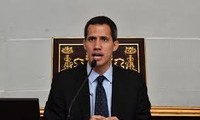Tribunal Supremo de Justicia de Venezuela prohíbe a líder opositor salir del país
