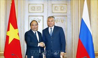 Primer ministro de Vietnam se reúne con titulares de la Duma Estatal y el Consejo Federal de Rusia