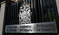 Canadá suspende actividades de su embajada en Venezuela