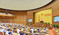 Séptimo período de sesiones del Parlamento vietnamita: Identificar los desafíos para planificar el desarrollo económico del país