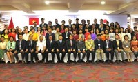 Cientos de jóvenes vietnamitas vencen cursos de formación en Japón