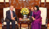 Vicepresidenta vietnamita se reúne con el titular del Servicio Universitario Mundial de Alemania