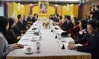 Líder parlamentaria vietnamita se reúne con dirigentes tailandeses