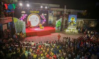 Niños vietnamitas dentro y fuera del país disfrutan del Festival del Medio Otoño