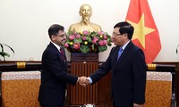 Vicepremier vietnamita recibe al nuevo embajador indio