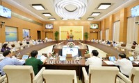 Comité Permanente del Parlamento Vietnamita contra el aumento de horas laborales extra