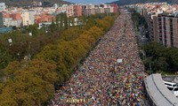 Medio millón de personas participan en protestas en Cataluña