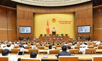 Prosiguen debates en el Parlamento vietnamita para completar leyes