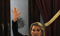 Jeanine Áñez se autoproclama presidenta interina de Bolivia