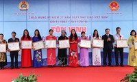 Honran a sobresalientes maestros vietnamitas 