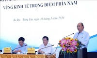 Abordan medidas para el desarrollo de las áreas económicas clave del sur de Vietnam