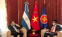 Voz de Vietnam y Radio Nacional de Argentina por profundizar la cooperación