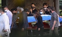 Funeral de Maradona se lleva a cabo de forma íntima