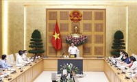 Vietnam insiste en acelerar la producción doméstica de vacunas contra covid-19