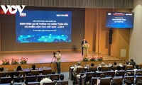 Celebran el seminario científico nacional sobre el sistema financiero global y la estrategia de Vietnam