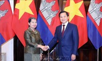 Dirigentes de Vietnam y Camboya satisfechos por el avance de las relaciones binacionales