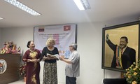 Venezuela aprecia la participación de poetas vietnamitas en Feria Internacional del Libro