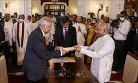 El nuevo Gobierno de Sri Lanka presta juramento
