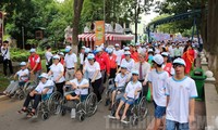 Más de cinco mil personas participan en caminata por las víctimas de guerra química en Vietnam