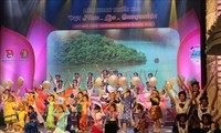 Celebran el festival para estrechar la solidaridad y la amistad entre los niños de Vietnam, Laos y Camboya