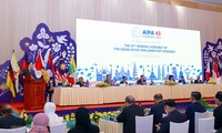 Vietnam pone en alto ventajas de la diplomacia parlamentaria