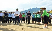 “Tuc Khang”, el juego tradicional de la peonza de la etnia Tay