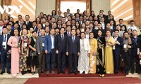 Viceprimer ministro vietnamita destaca papel de las empresas nacionales