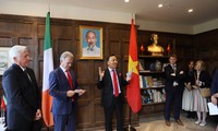 Inauguran Consulado Honorario de Vietnam en Dublín