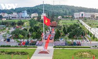 La bandera de Vietnam en la isla de Co To