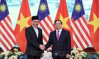 Líderes de Vietnam y Malasia acuerdan fortalecer lazos de cooperación 