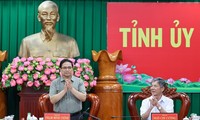 Premier Pham Minh Chinh sostiene sesión de trabajo con autoridades de Tra Vinh