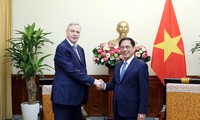 Vietnam recalca interés en fortalecer amistad tradicional y asociación estratégica integral con Rusia