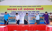 Primer Ministro asiste al inicio de la remodelación del Área de defensa de Him Lam
