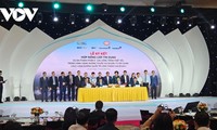Bancos vietnamitas firman contrato de crédito para financiar construcción de importante proyecto de infraestructura